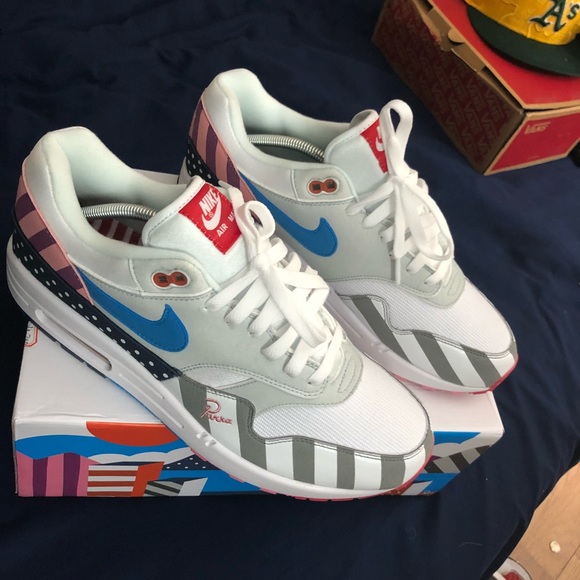 Nike Other - Nike Air max 1